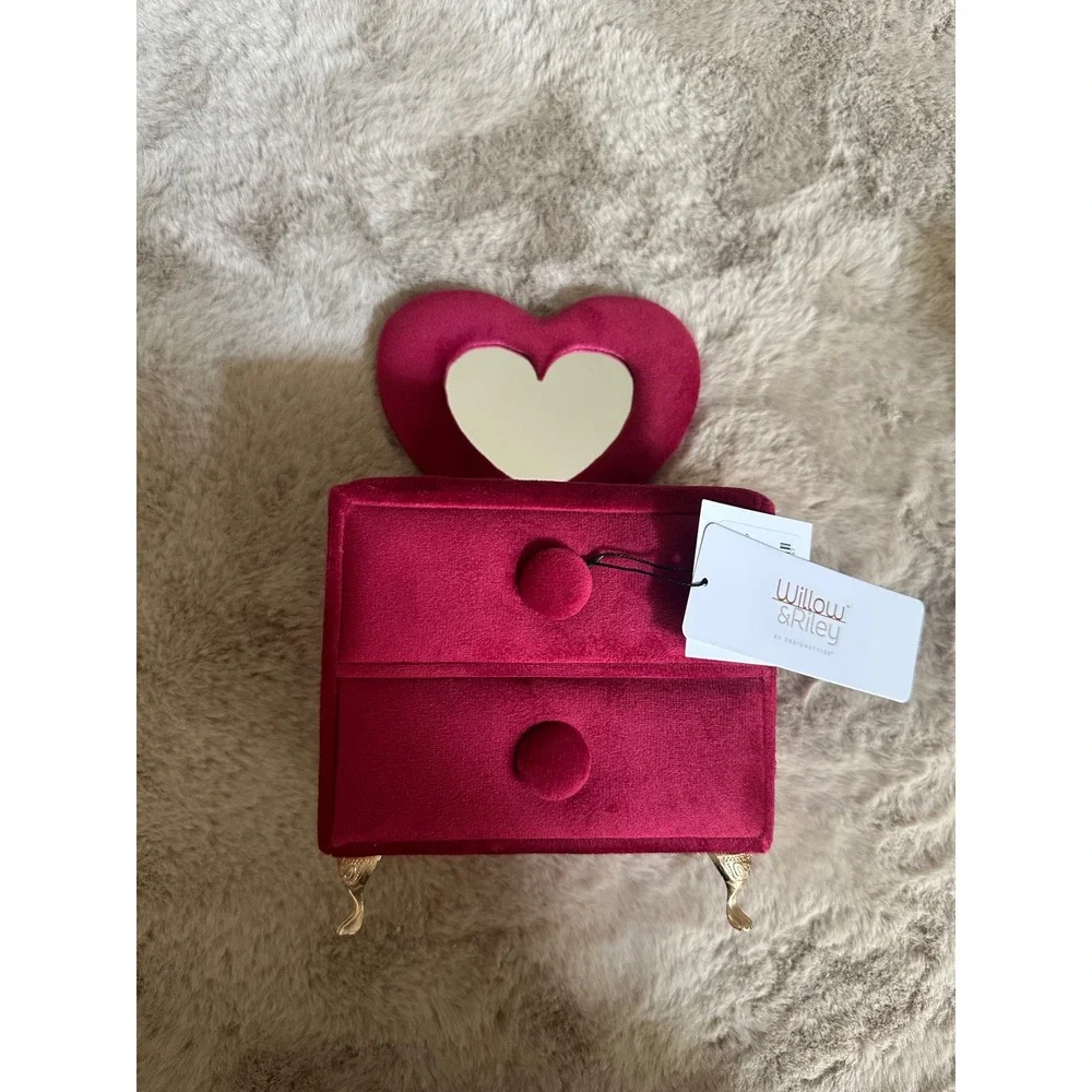 Willow & Riley Pink Velvet Heart Mirror Jewelry Box Mini Dresser Gold Legs NWT